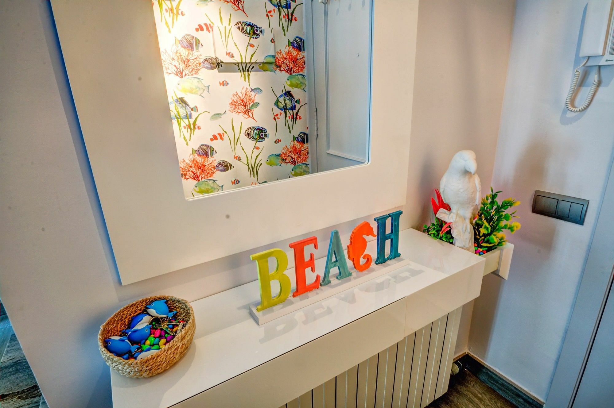 Beachstyle Penthouse By Hello Homes Ситжес Екстериор снимка